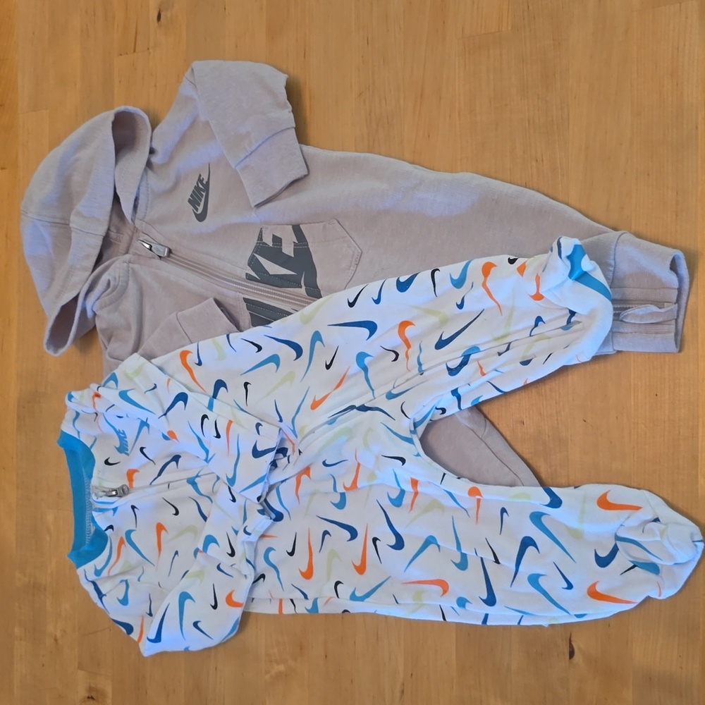 2 Nike 3 Month 1 Piece Sleeper And Coverall